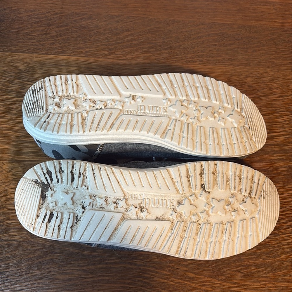 Mens Hey Dude Shoes - Picture 4 of 5